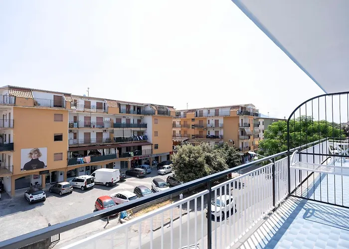 Prestige House 9 3* Scalea